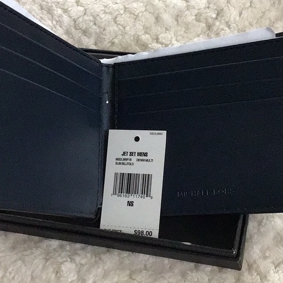 Wallet - Picture 4 of 4